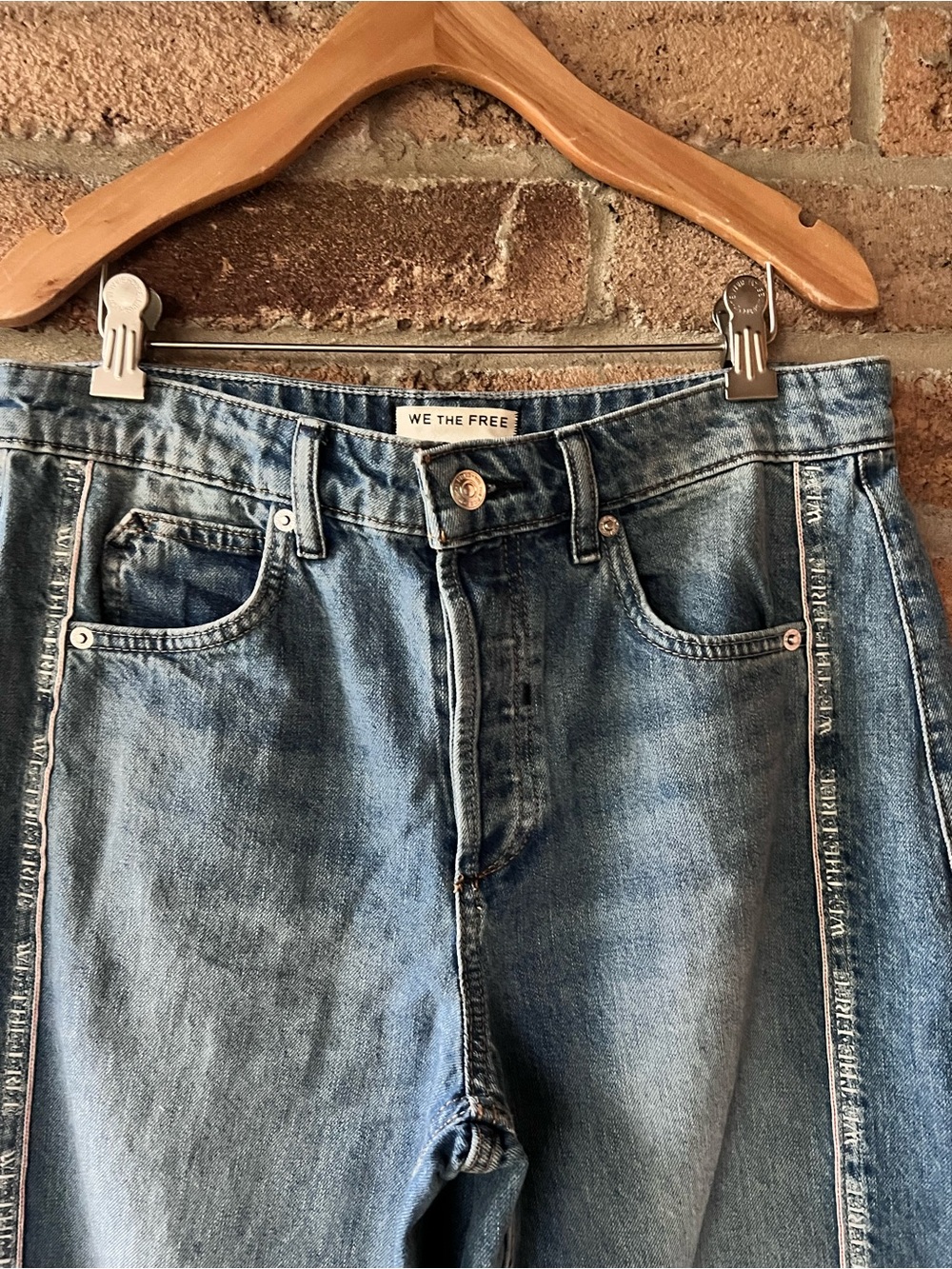 Free People We The Free Logo Seam Wide Leg Jeans Size 28 Raw Hem Denim - Picture 4 of 10
